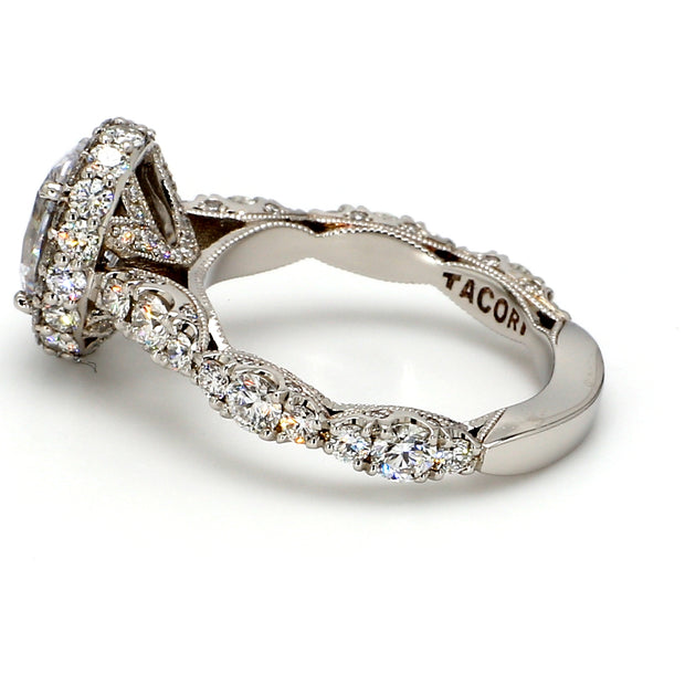 TACORI Petite Crescent RoyalT Engagement Ring