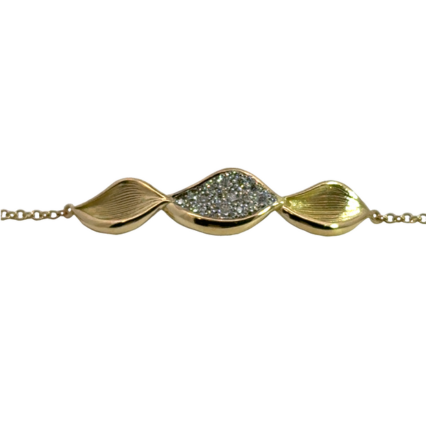 Dahlia | Petal Diamond Pavé Bracelet in 18kt Yellow Gold