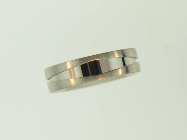 River Textured Plain Metal Band