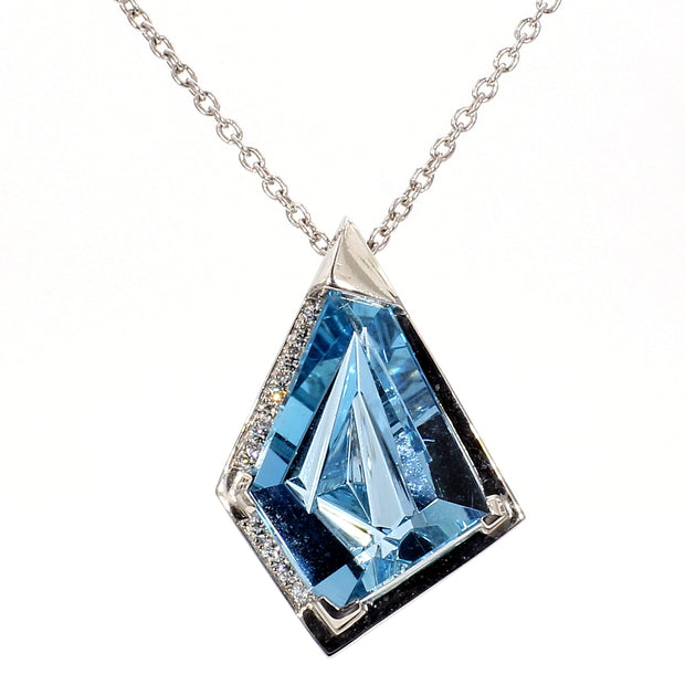 Aquamarine Munstseiner Gemstone Necklace