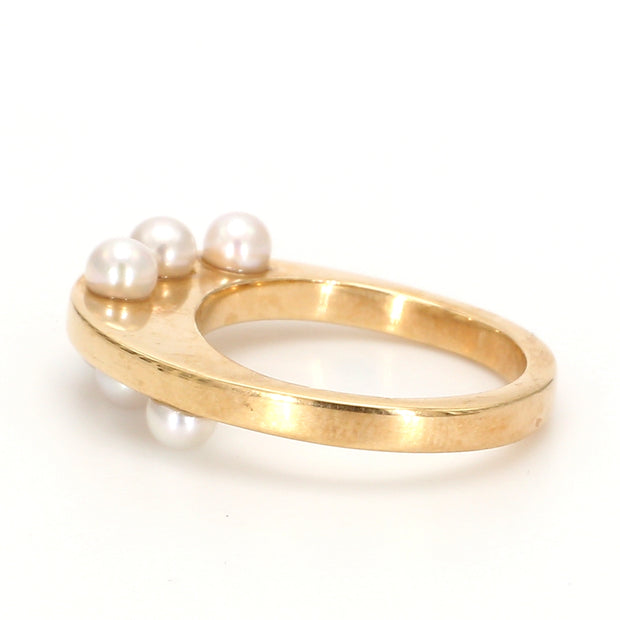 Alternating Pearl Fashion Ring