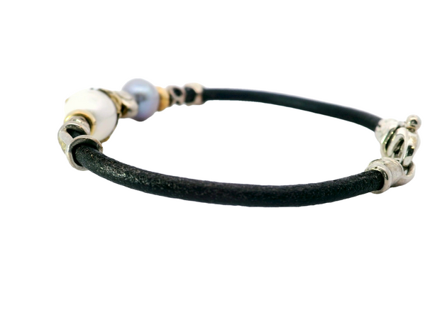 Freshwater Pearl Leather Bracelet