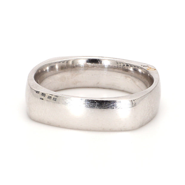 European-Shank Polished Platinum Band