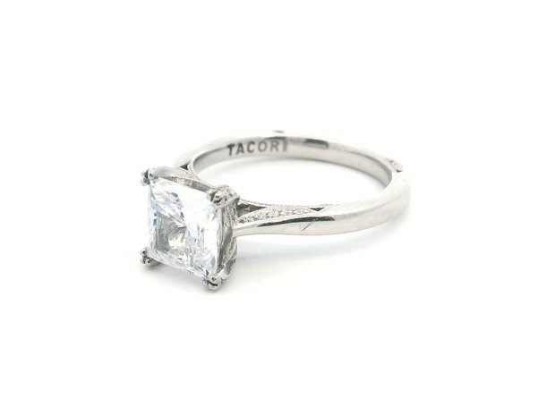 Simply TACORI RoyalT Solitaire Engagement Ring