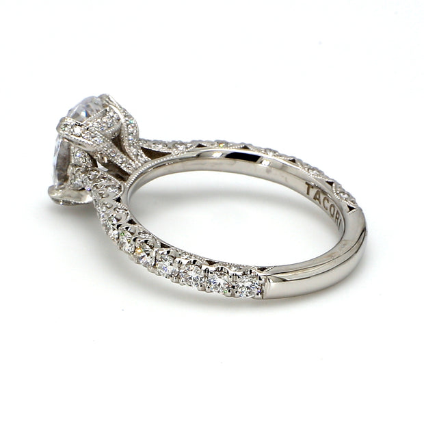TACORI Petite Crescent RoyalT Engagement Ring